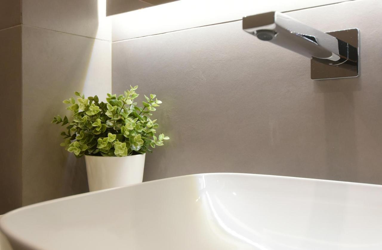 PUY Grandeur Apartments מראה חיצוני תמונה