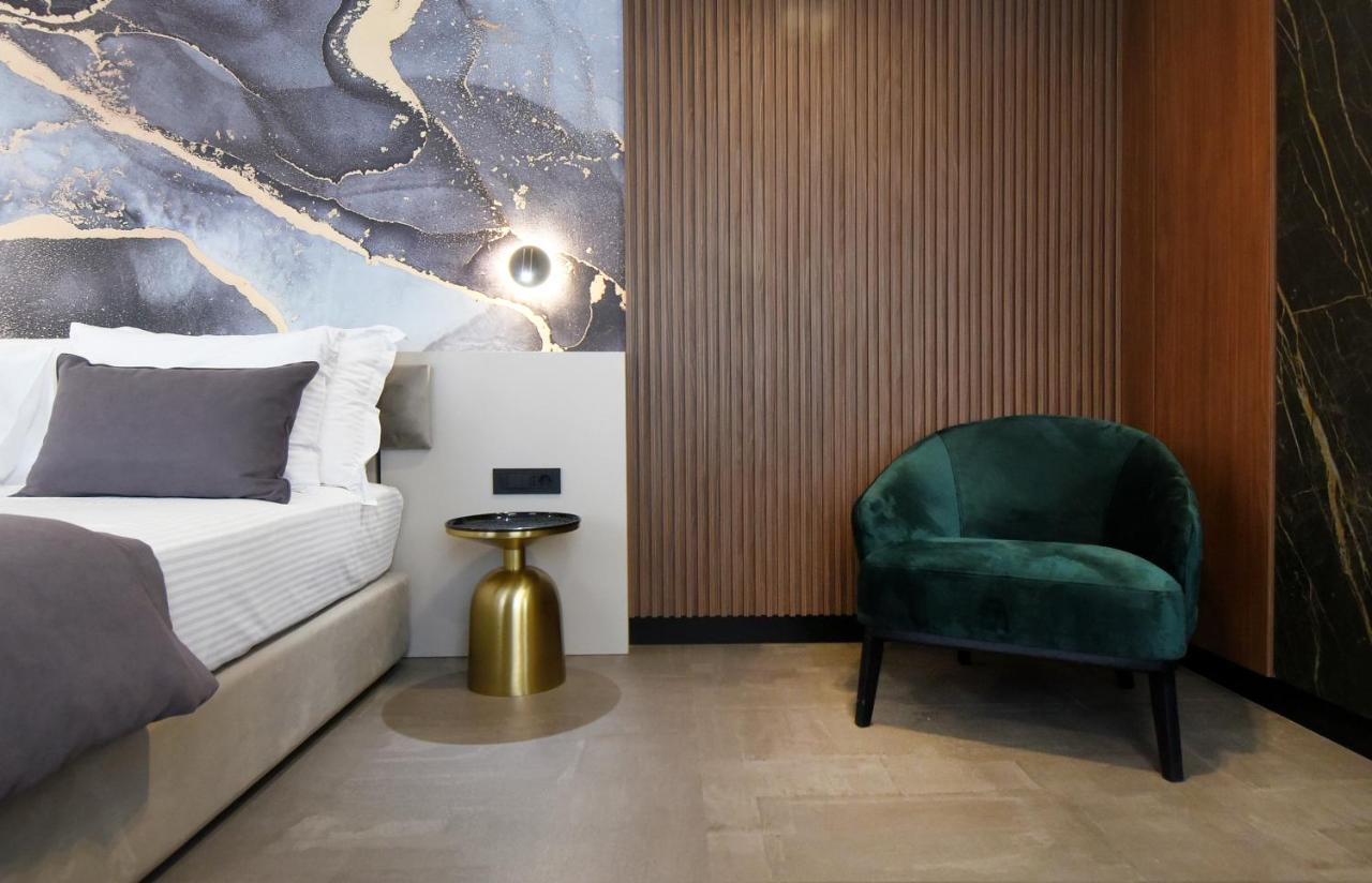 PUY Grandeur Apartments מראה חיצוני תמונה