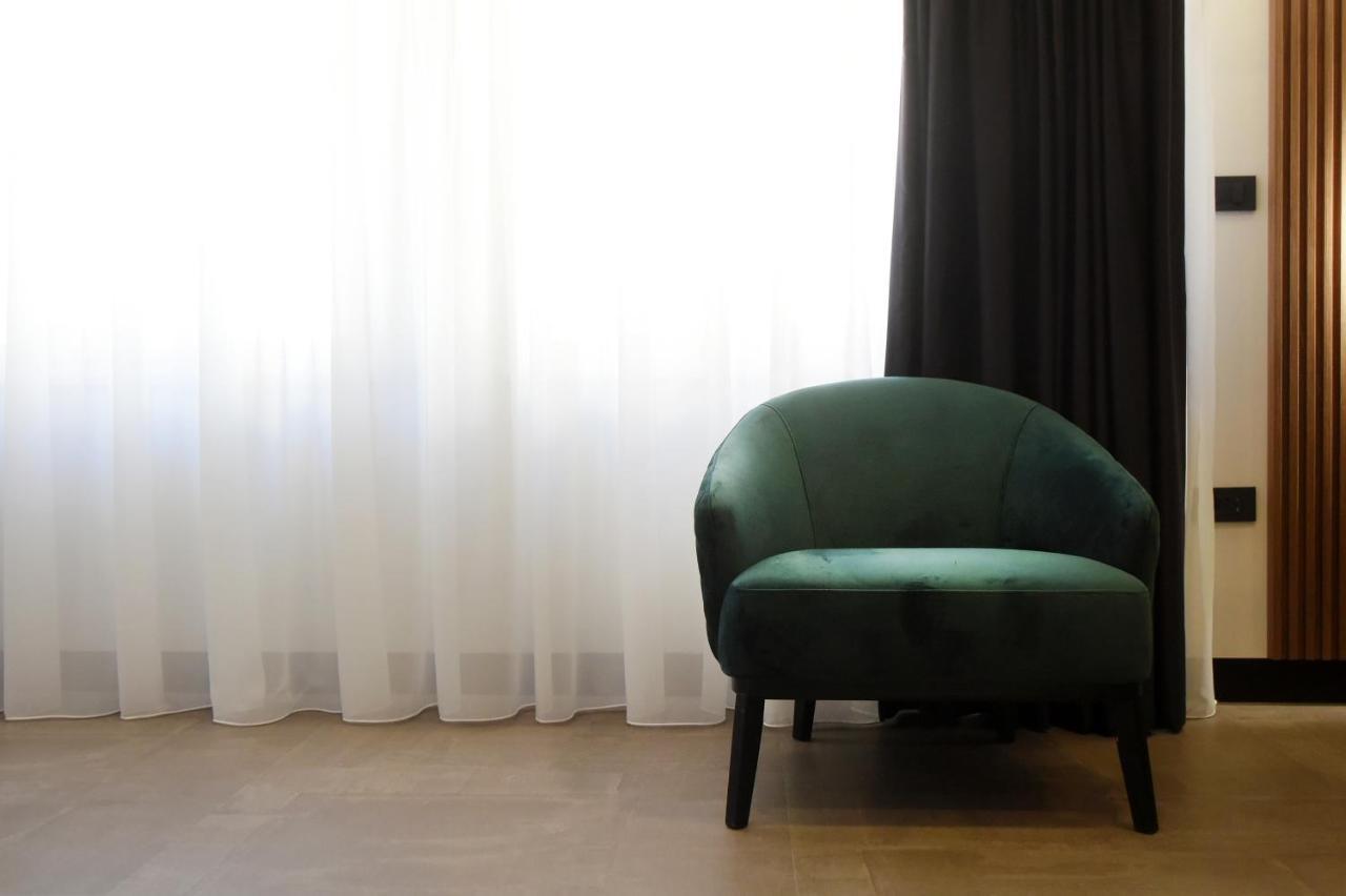 PUY Grandeur Apartments מראה חיצוני תמונה