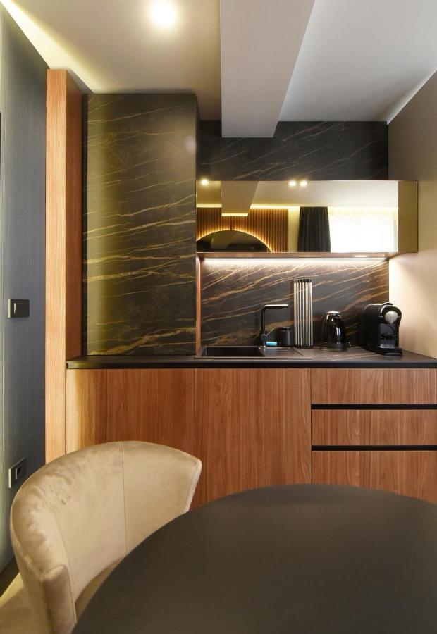 PUY Grandeur Apartments מראה חיצוני תמונה