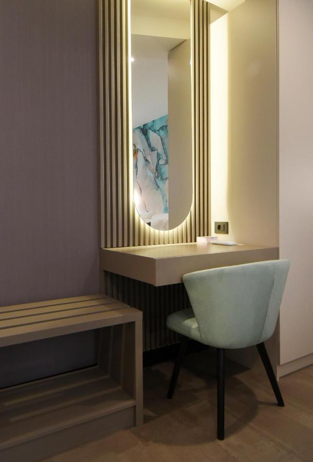 PUY Grandeur Apartments מראה חיצוני תמונה