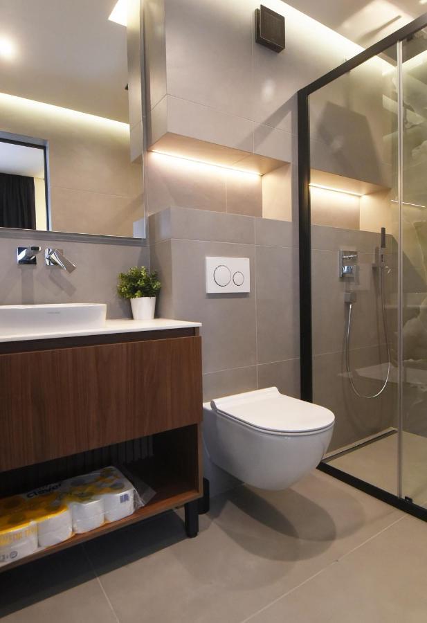 PUY Grandeur Apartments מראה חיצוני תמונה