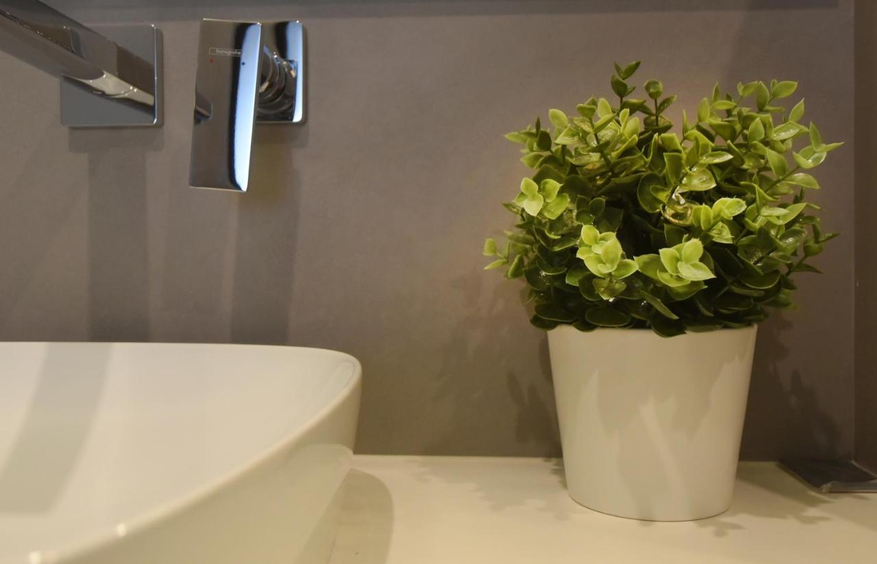 PUY Grandeur Apartments מראה חיצוני תמונה