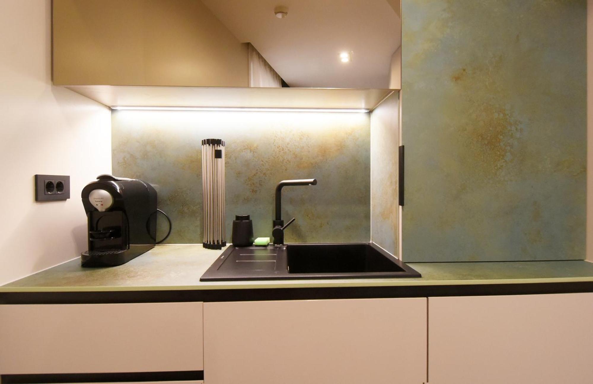 PUY Grandeur Apartments מראה חיצוני תמונה