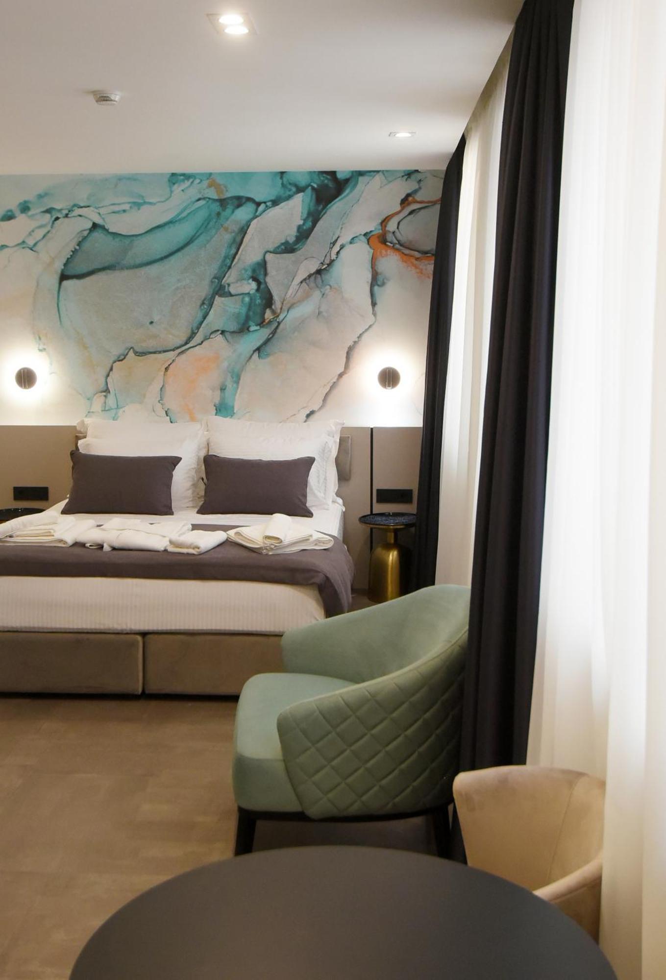 PUY Grandeur Apartments מראה חיצוני תמונה